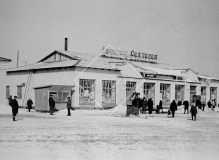 №08