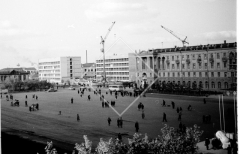 №09