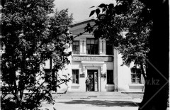 №19