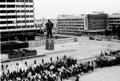 №08