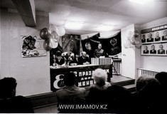 №01