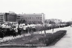 №01