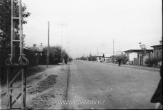 №01