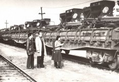31-Завод-Казахсельмаш-сялки-СЗС-21-на-платформах-приёмо-сдатчик-цеха-№15-О.-Бектасова-1983-год